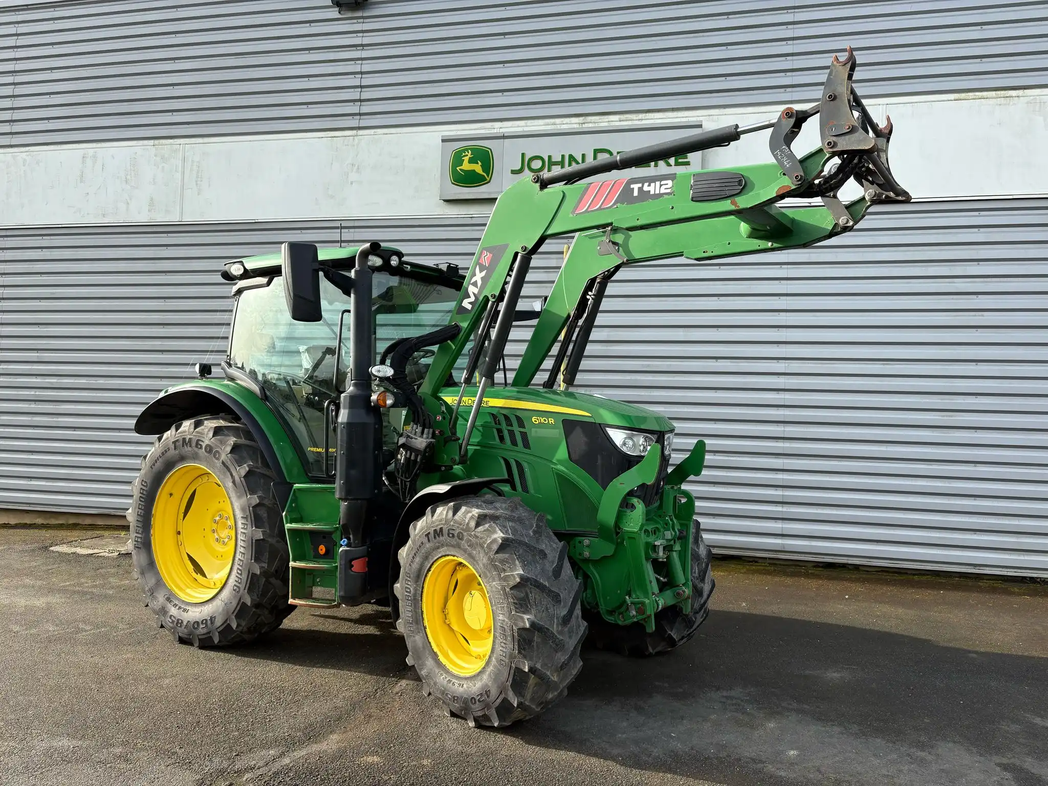 Image JOHN DEERE 6110R